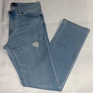 Hollister California Slim Straight Slightly Distressed Light Wash Denim Jeans